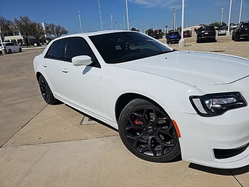 Used 2019 Chrysler 300 S w/ S Model Appearance Package image 1
