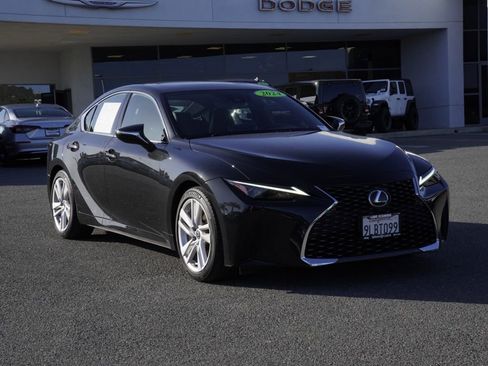 Used 2024 Lexus IS 300 w/ Comfort Package RWD image 2