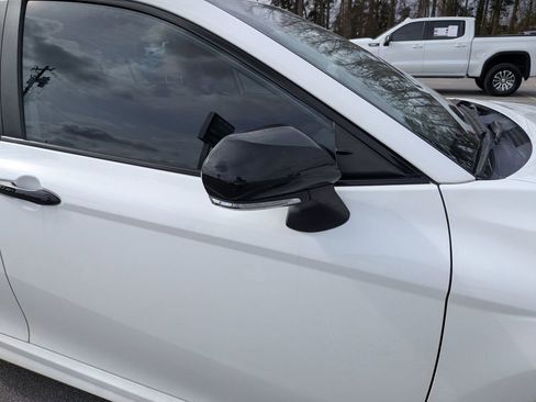Used 2021 Toyota Camry SE w/ Convenience Package image 12