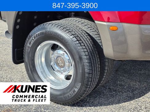 Used 2019 Ford F350 King Ranch w/ King Ranch Ultimate Package image 11