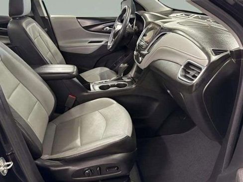 Used 2020 Chevrolet Equinox Premier image 19