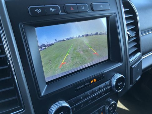 Used 2020 Ford Expedition XLT w/ Equipment Group 202A image 22