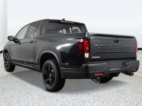 New 2026 Honda Ridgeline Black Edition image 5