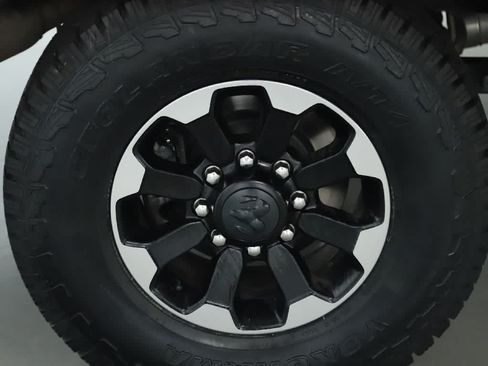 Used 2018 RAM 2500 Power Wagon w/ Leather & Luxury Group AWD/4WD image 12
