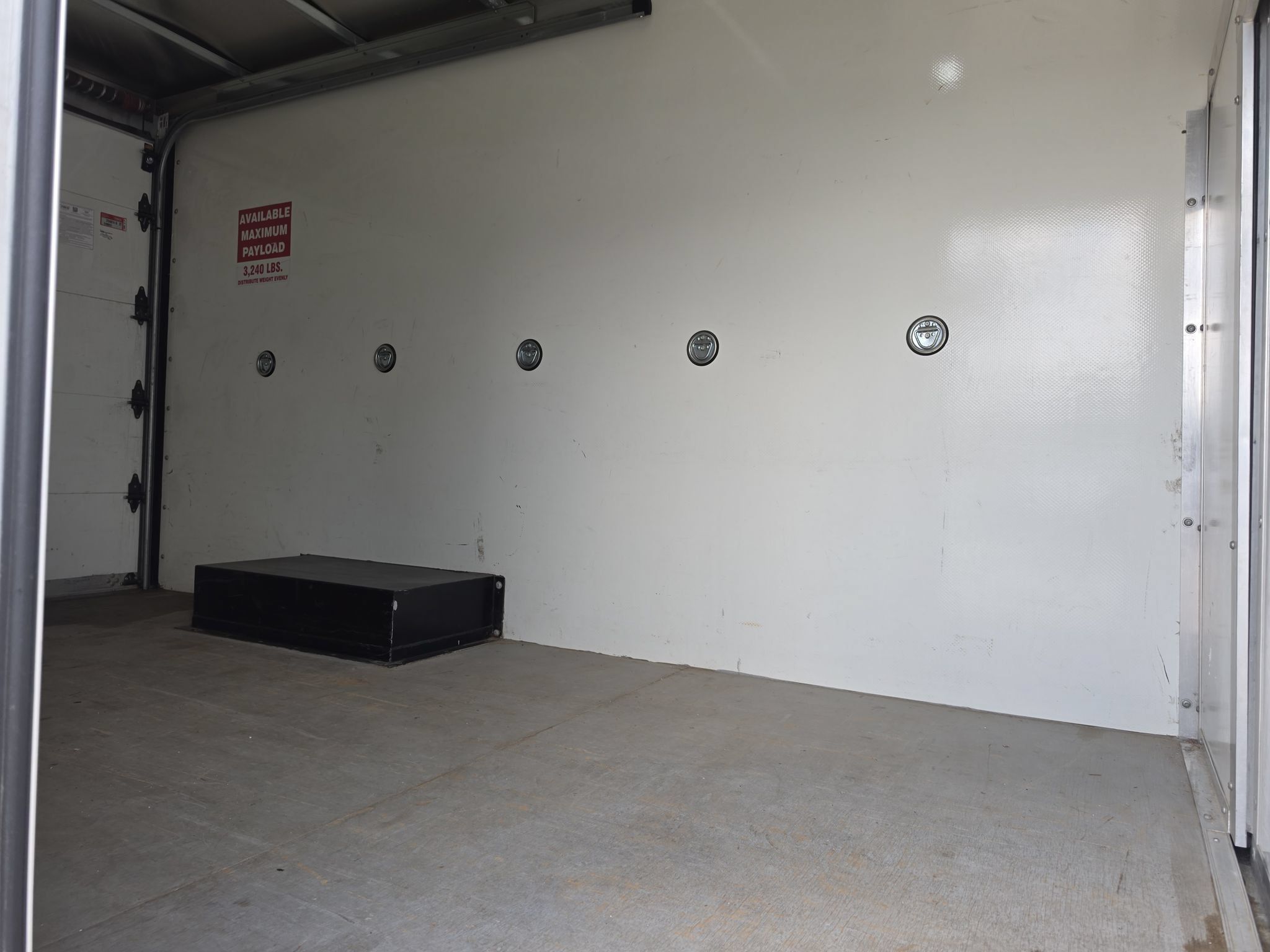 Used 2022 Ford Transit 350 DRW RWD image 14