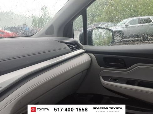 Used 2023 Honda Odyssey EX-L image 21