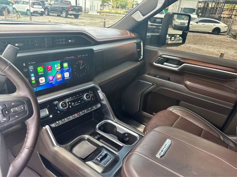 Used 2025 GMC Sierra 2500 Denali w/ Denali Reserve Package AWD/4WD image 22