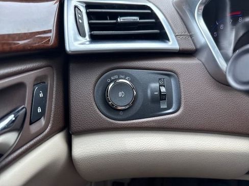 Used 2015 Cadillac SRX Premium w/ LPO, Protection Package FWD image 26
