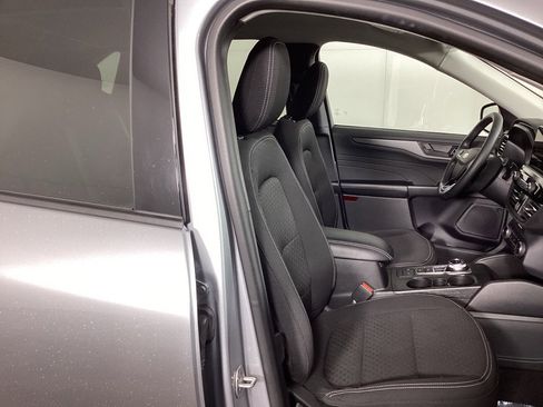 Used 2023 Ford Escape Active image 8