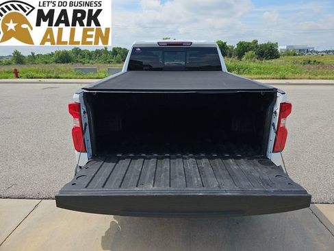 Used 2024 Chevrolet Silverado 1500 LTZ AWD/4WD image 18