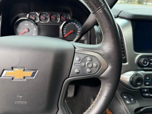 Used 2016 Chevrolet Suburban LTZ image 19