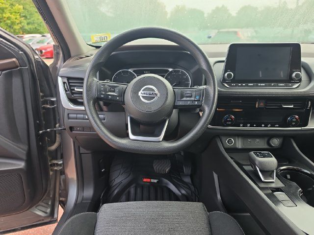 Used 2021 Nissan Rogue SV AWD/4WD image 13