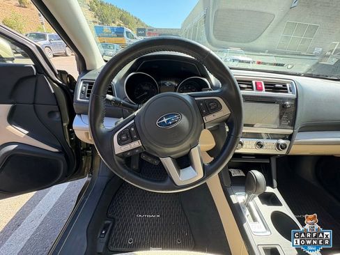 Used 2015 Subaru Outback 2.5i Premium AWD/4WD image 2