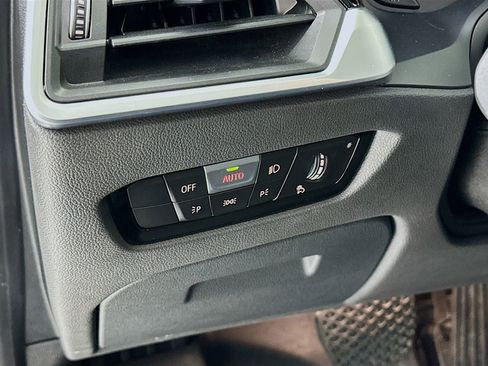 Used 2020 BMW 330i xDrive Sedan image 11