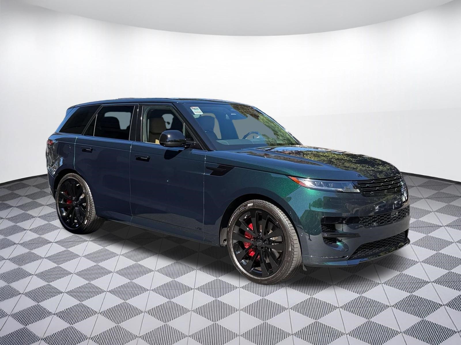 Used 2026 Land Rover Range Rover Sport Dynamic SE AWD/4WD image 7