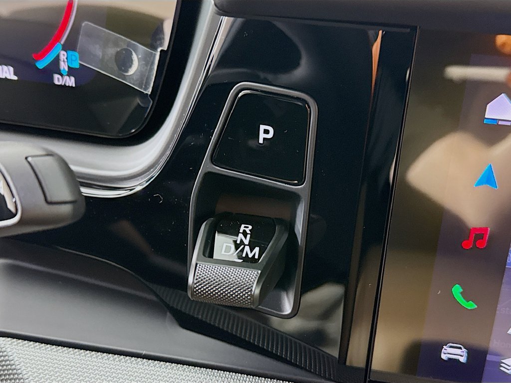 Certified 2026 Porsche Cayenne AWD/4WD image 18