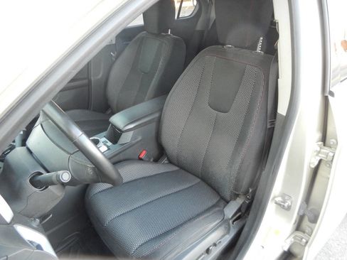 Used 2014 Chevrolet Equinox LT w/ Driver Convenience Package image 28