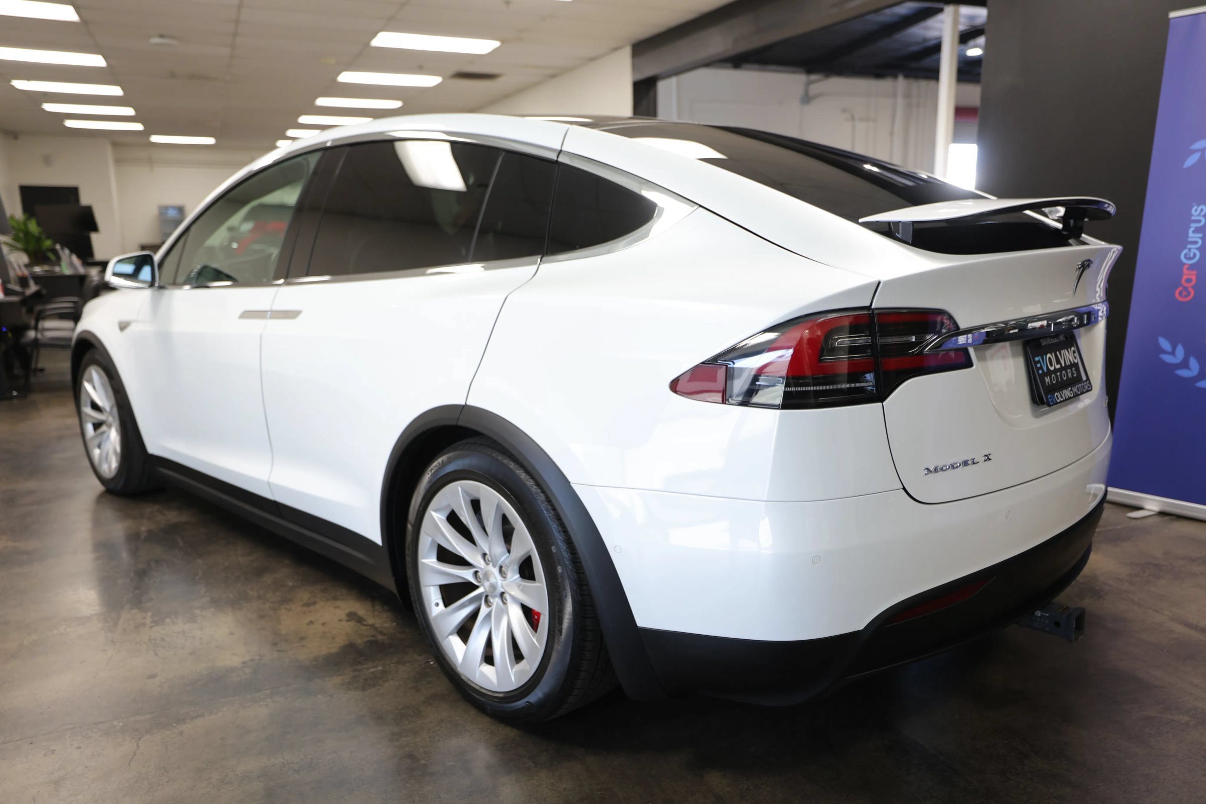 Used 2016 Tesla Model X Performance AWD/4WD image 9