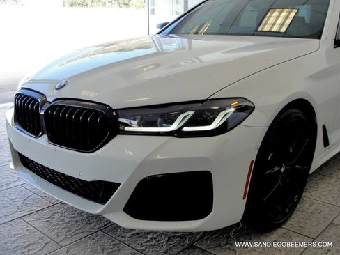 Used 2022 BMW 540i w/ M Sport Package image 39