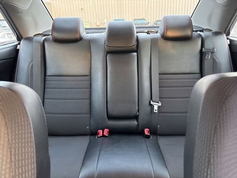 Used 2017 Toyota Camry SE image 24