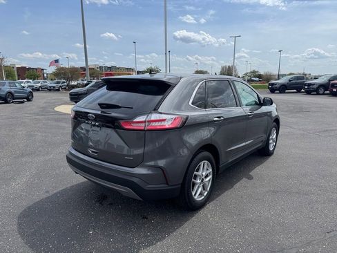 Used 2024 Ford Edge SEL w/ Convenience Package AWD/4WD image 5