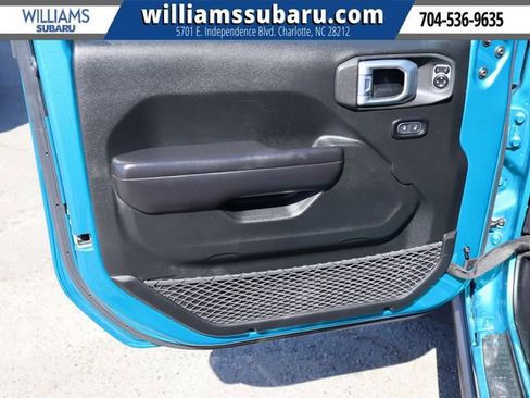 Used 2020 Jeep Wrangler Rubicon w/ Steel Bumper Group AWD/4WD image 15