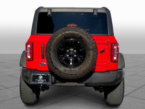 Used 2022 Ford Bronco Wildtrak image 14