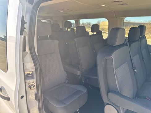 Used 2024 Ford Transit 350 XLT image 19