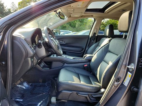 Used 2018 Honda HR-V EX-L image 13