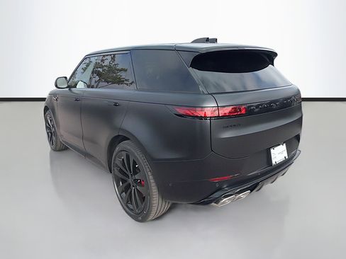 New 2026 Land Rover Range Rover Sport Dynamic SE image 3