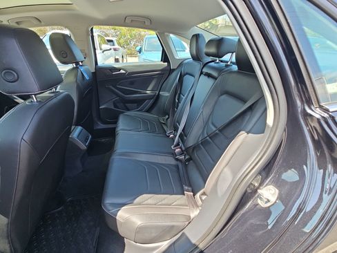 Used 2023 Volkswagen Jetta SEL FWD image 15
