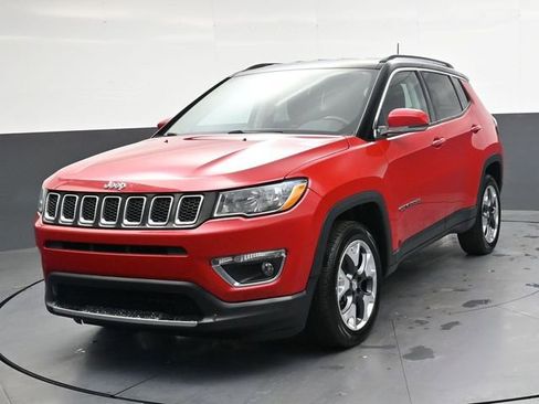 Used 2019 Jeep Compass Limited AWD/4WD image 9