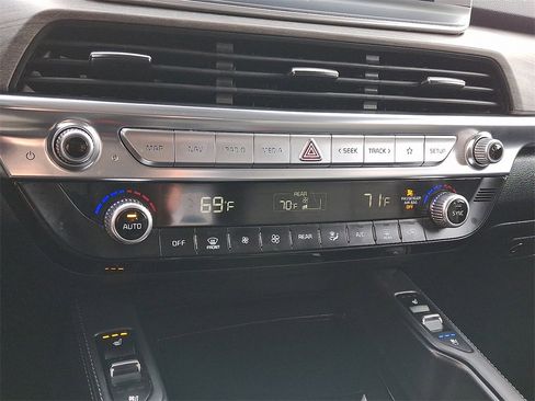 Used 2022 Kia Telluride EX w/ EX Premium Package image 23