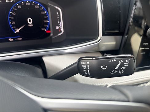 New 2026 Volkswagen Taos SEL image 22