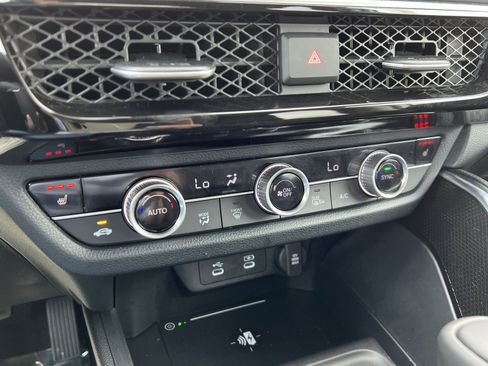Certified 2025 Acura ADX FWD image 18