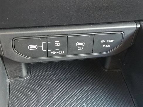 Used 2025 Kia K4 FWD image 31