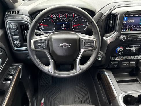 Used 2021 Chevrolet Silverado 1500 LT Trail Boss w/ Convenience Package II AWD/4WD image 11