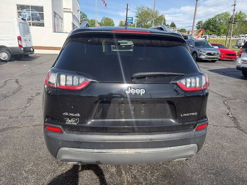 Used 2019 Jeep Cherokee Limited AWD/4WD image 7