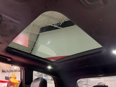 Used 2024 Kia Telluride SX Prestige X-Line image 16