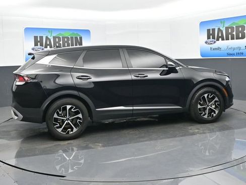 Used 2023 Kia Sportage EX FWD image 6