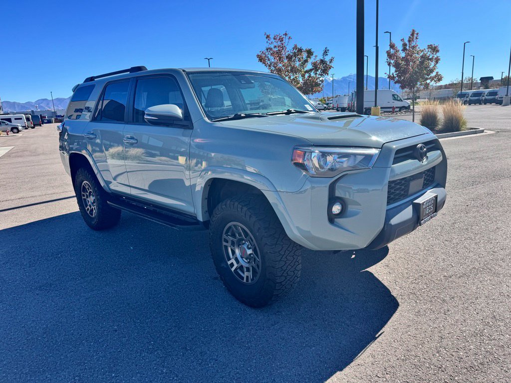 Used 2023 Toyota 4Runner TRD Off-Road Premium w/ Off Road Premium Plus Package AWD/4WD image 6