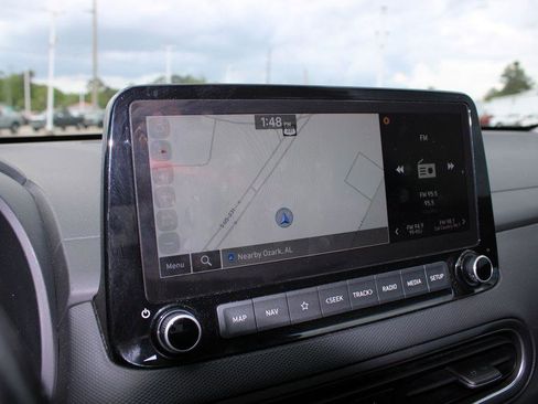 Used 2022 Hyundai Kona Limited FWD image 14