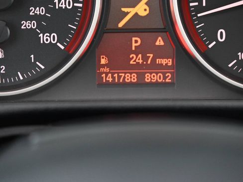 Used 2012 BMW 328i Convertible RWD image 27