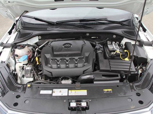 Used 2022 Volkswagen Passat 2.0T FWD image 11