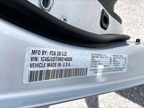 Used 2022 Jeep Wagoneer Series III RWD image 21