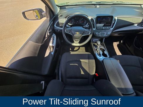 Used 2024 Chevrolet Malibu LT FWD image 12