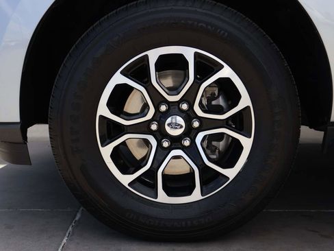 Used 2024 Ford Expedition Max XLT RWD image 6