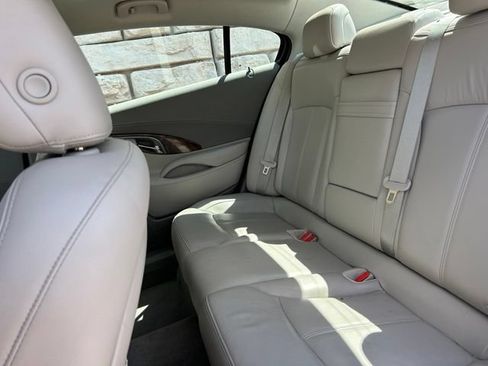 Used 2013 Buick LaCrosse Leather w/ Driver Confidence Package FWD image 9