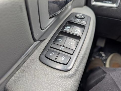 Used 2018 RAM 1500 Big Horn AWD/4WD image 24