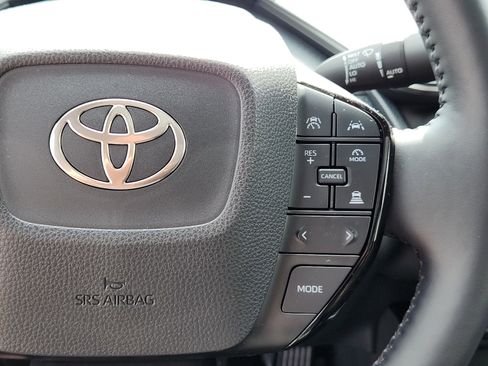 Used 2025 Toyota Prius Limited image 19